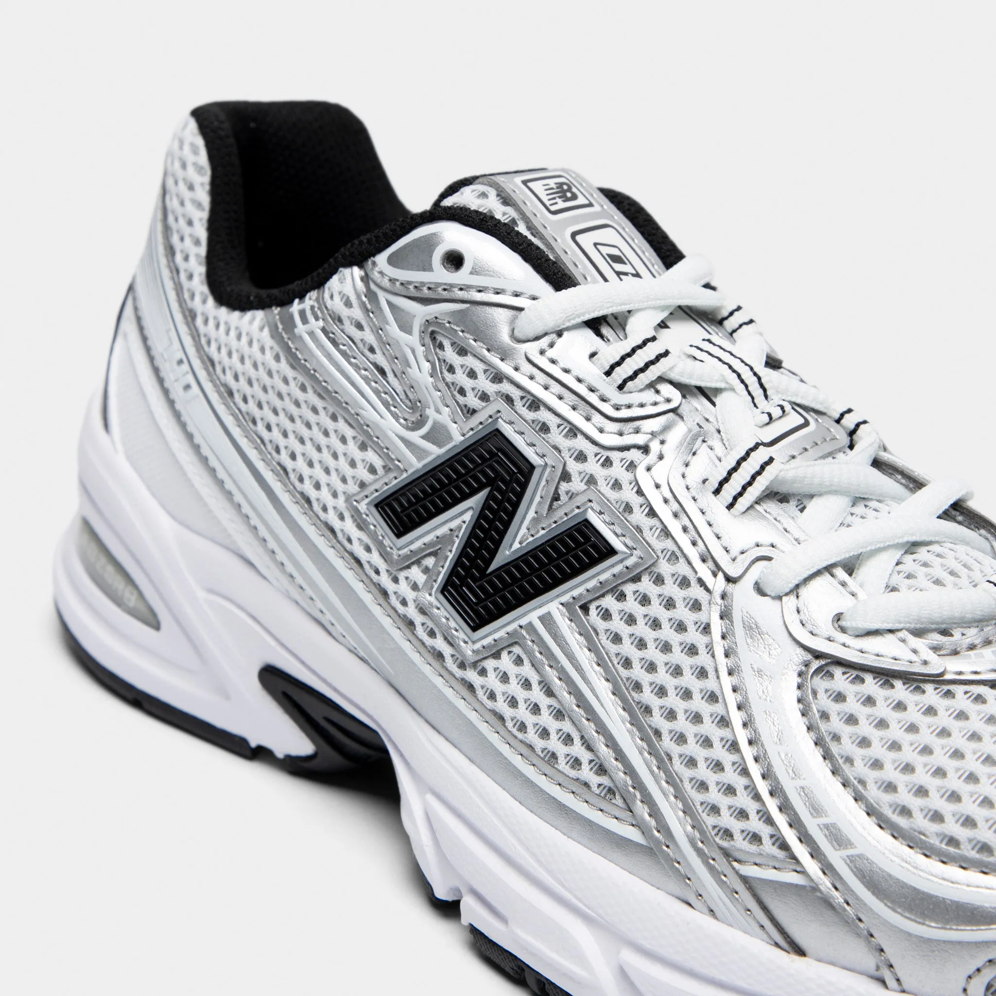 New Balance 740 White / Silver Metallic Thermal Regulating Textile