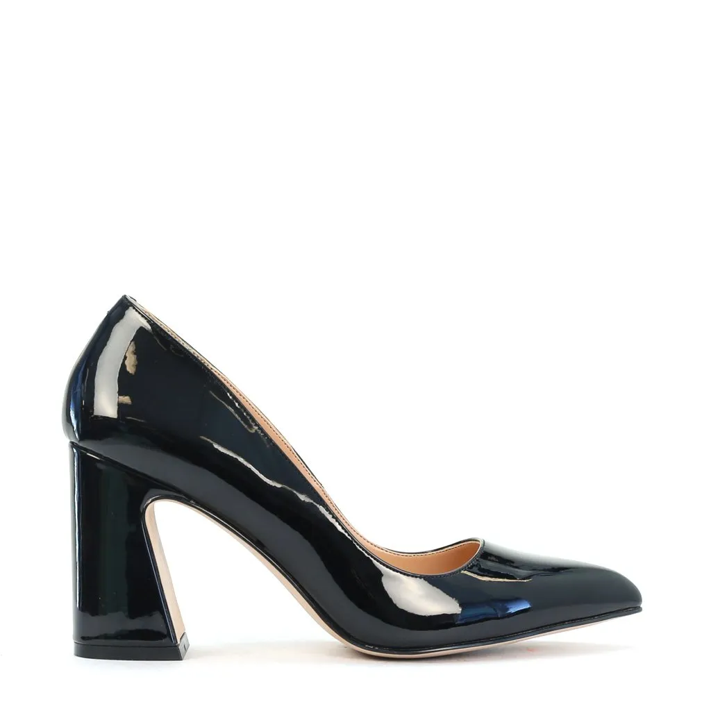 SHOP Quick-Dry Material Modern Classic Design
