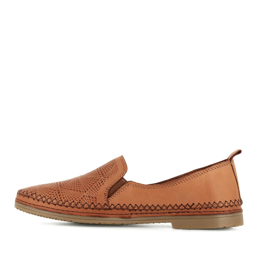 SIDDLE - COCONUT LEATHER View Top Breathable Sole