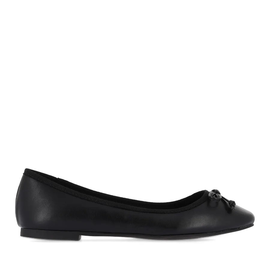 ISAIAH - BLACK Classic Sole