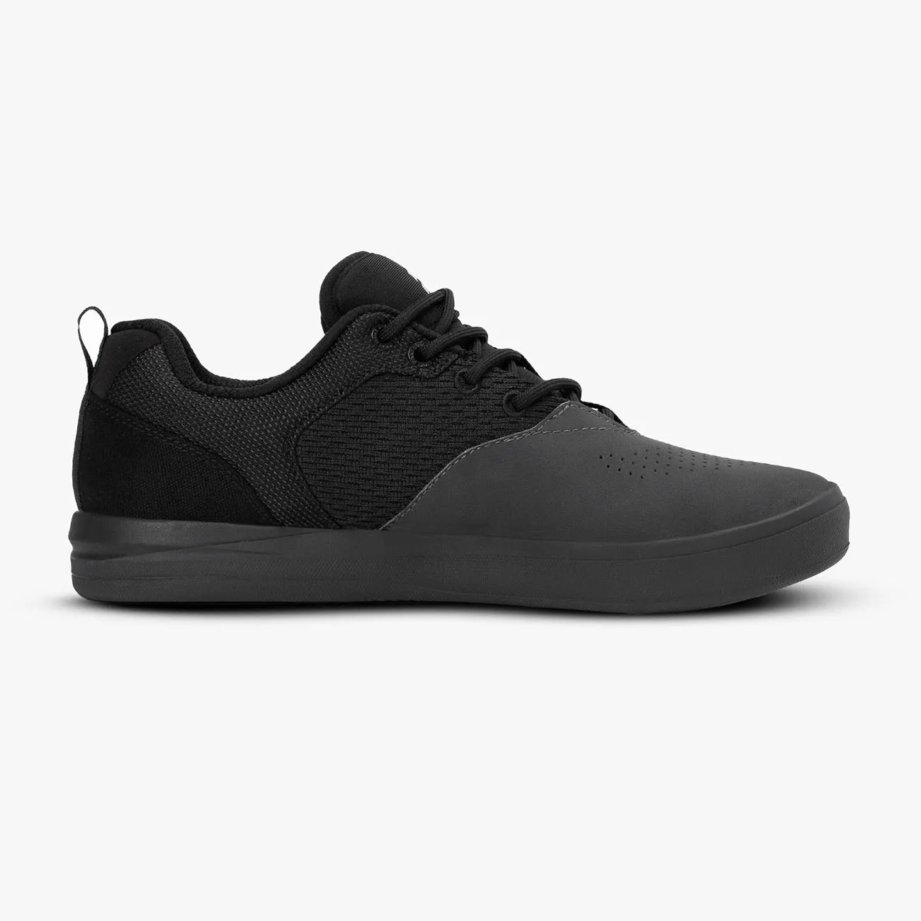 STRIKE MVMNT Transit StreetTrainer? Refined fit vacation
