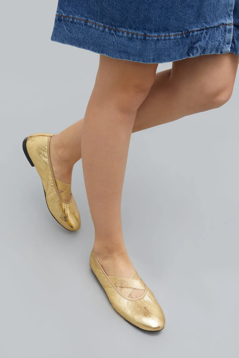 Bettina Ballet Flats in Gold Leather Trail Run
