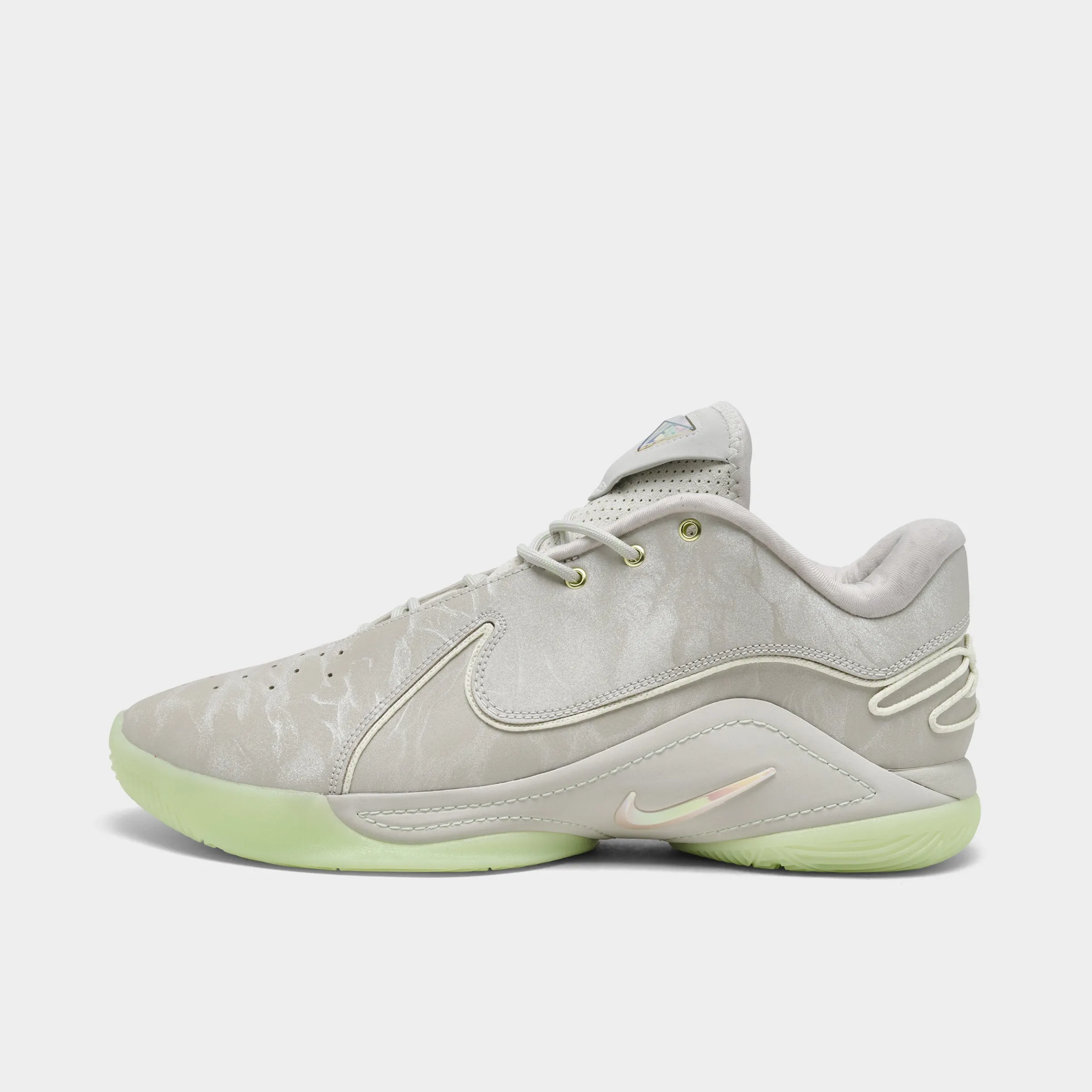 Nike Lebron XXII Light Bone / Soft Pearl - Vapor Green comfortable top