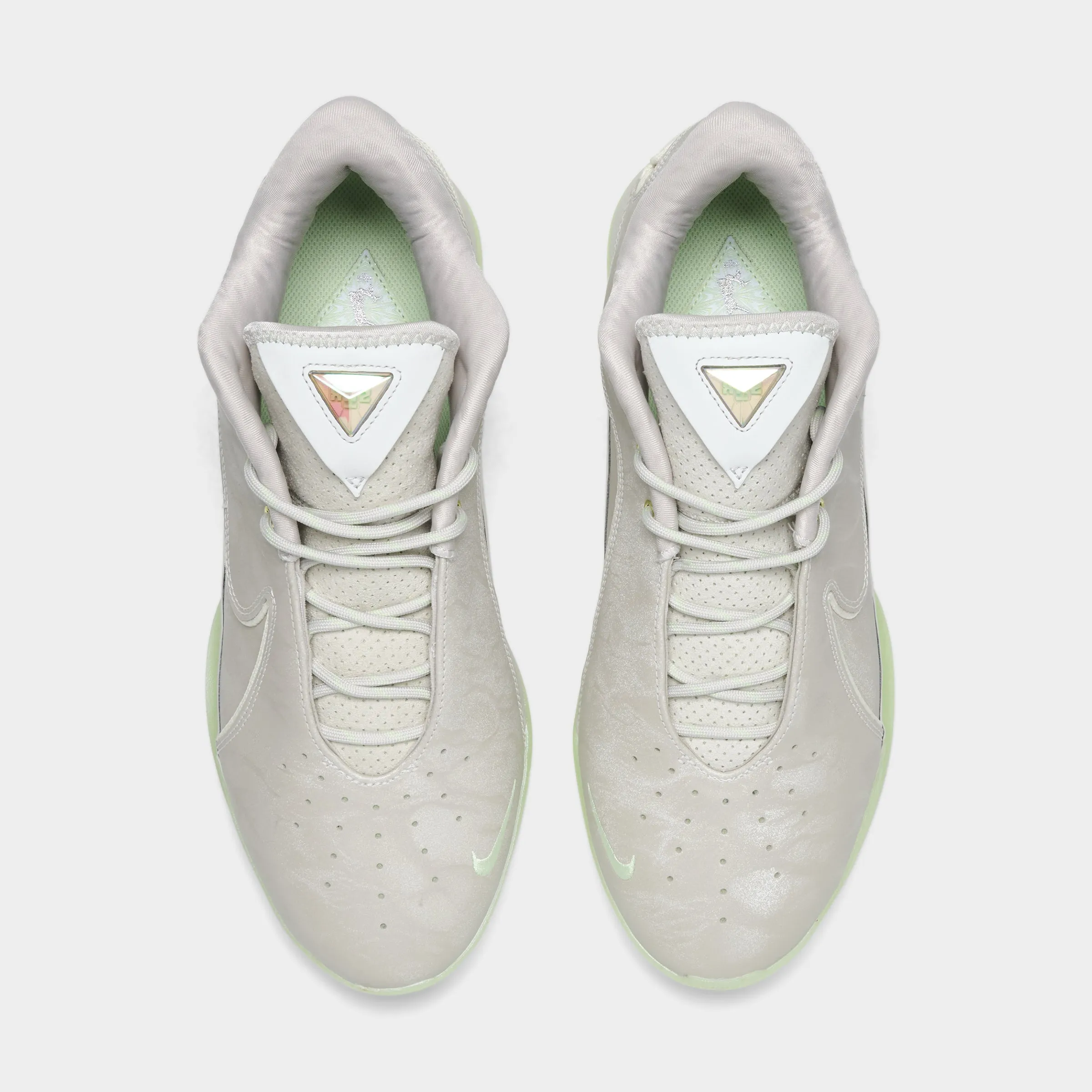 Nike Lebron XXII Light Bone / Soft Pearl - Vapor Green Modern Frame Energy Bounce