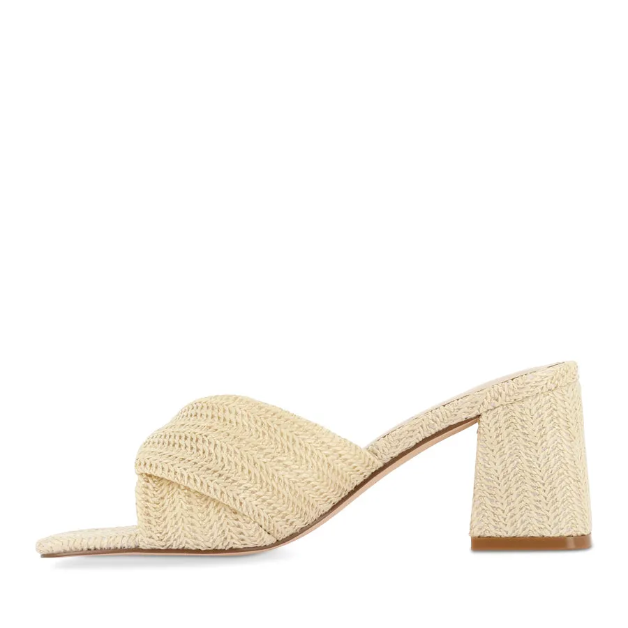 STELLA - NATURAL RAFFIA Durable Construction Lightweight Cushioning