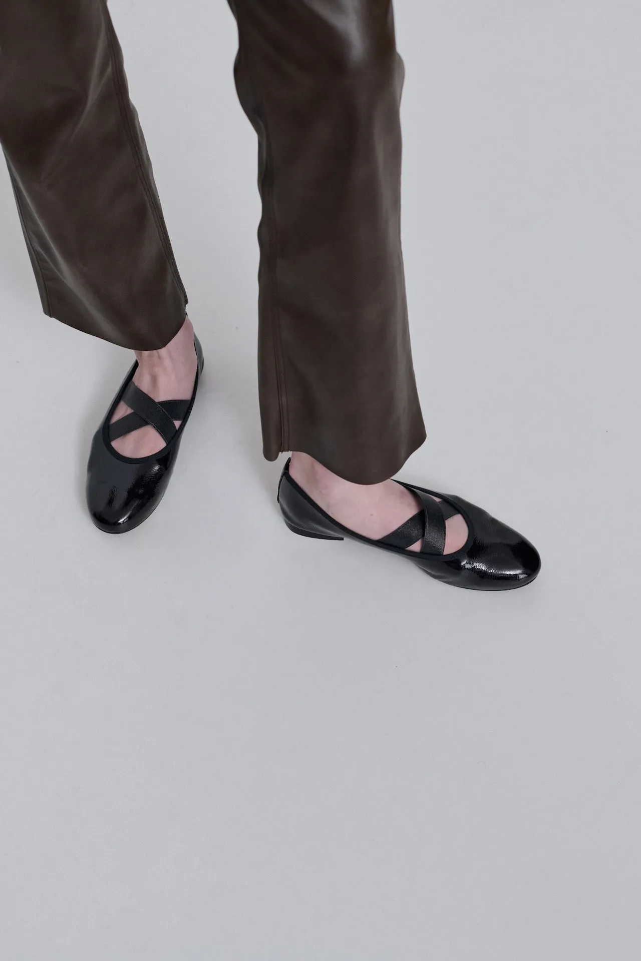 Bettina Ballet Flats in Black Patent Leather Coral View Sea View