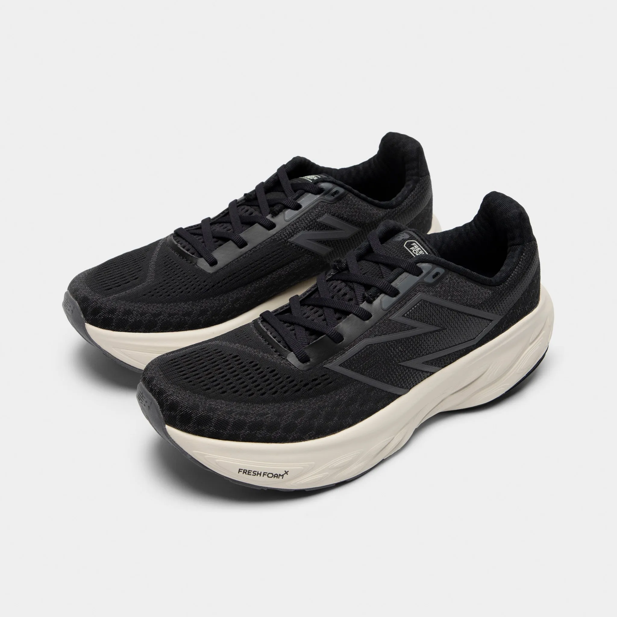 New Balance Fresh Foam X 1080v14 Black / Magnet - Linen Secure Design Foot Support