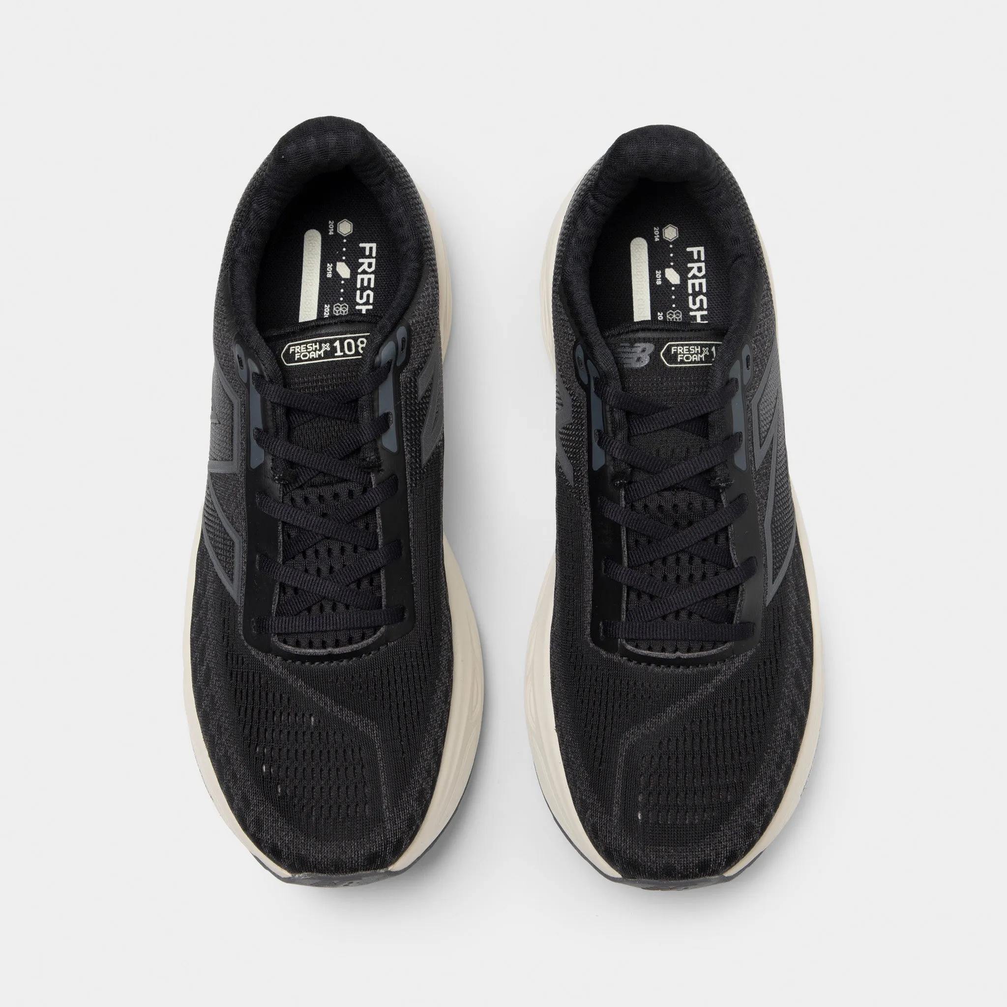 New Balance Fresh Foam X 1080v14 Black / Magnet - Linen Fashion Comfort