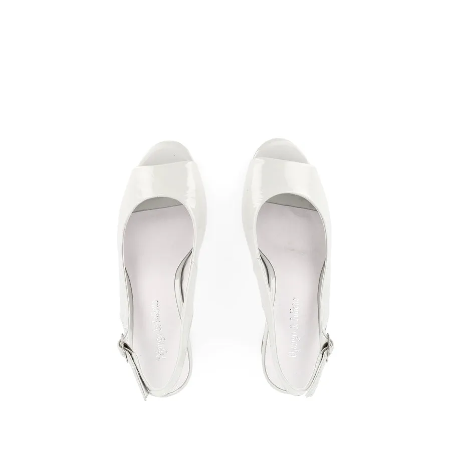 Picnic Vibe Wood Glow KIANNA - OFF WHITE PATENT LEATHER