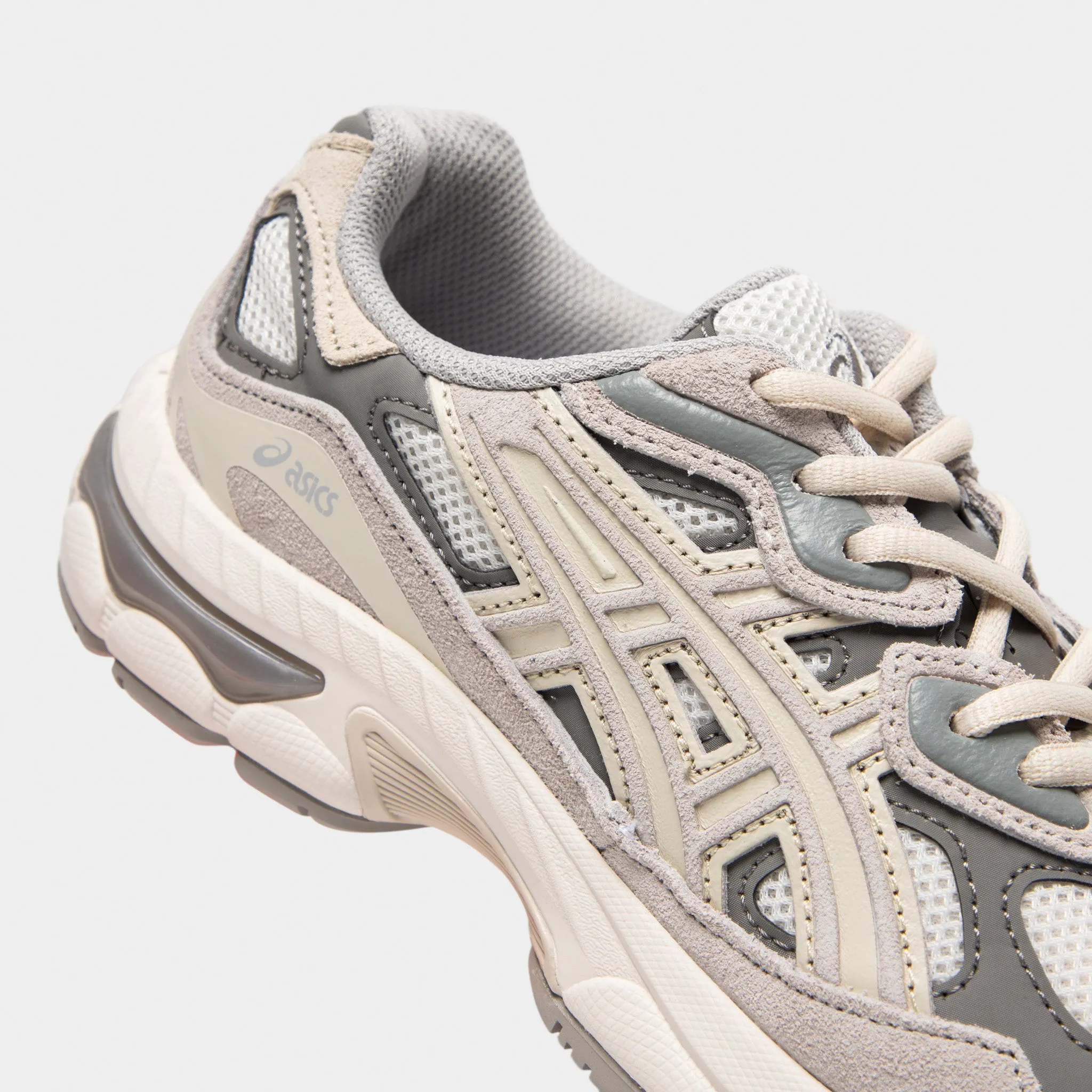 ASICS GEL-NYC GS Cream / Oyster Grey Hyper Responsive Abrasion Resistant Construction