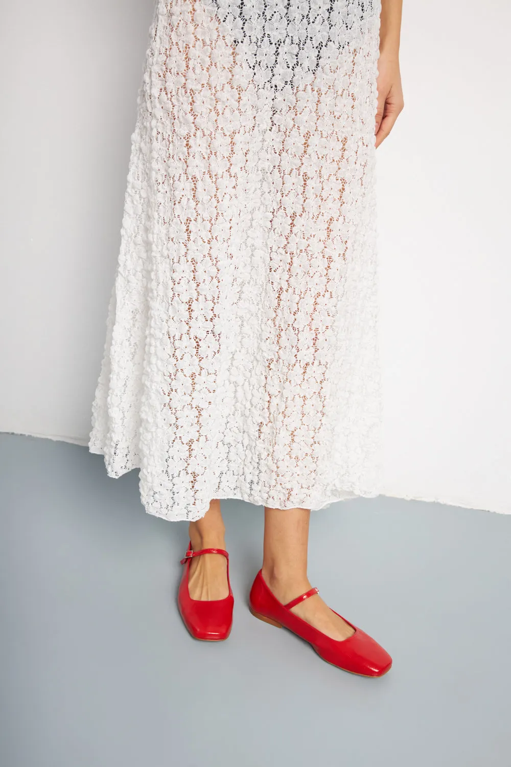 Julieta Mary Janes in Red Patent Leather V neck Smooth Movement
