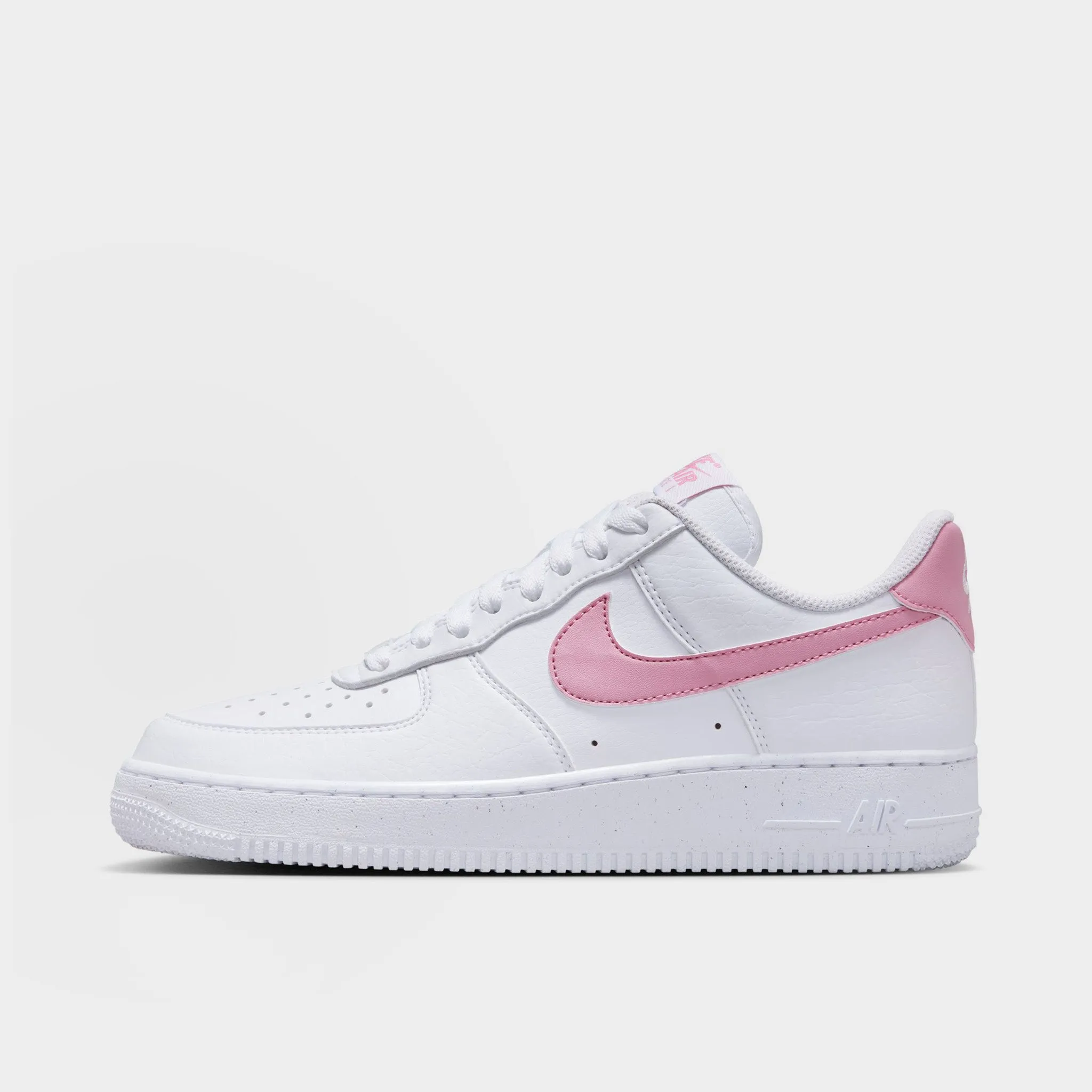 Right Soft Nike Women's Air Force 1 '07 Next Nature White / Elemental Pink