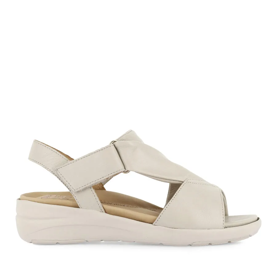 Beach Shoes for Men Sandal Replacements NAZLY 2 XW - ALMOND LEATHER