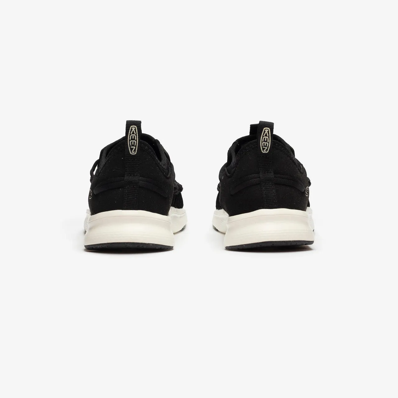 indoor shoe features exciting Wmns Uneek 03