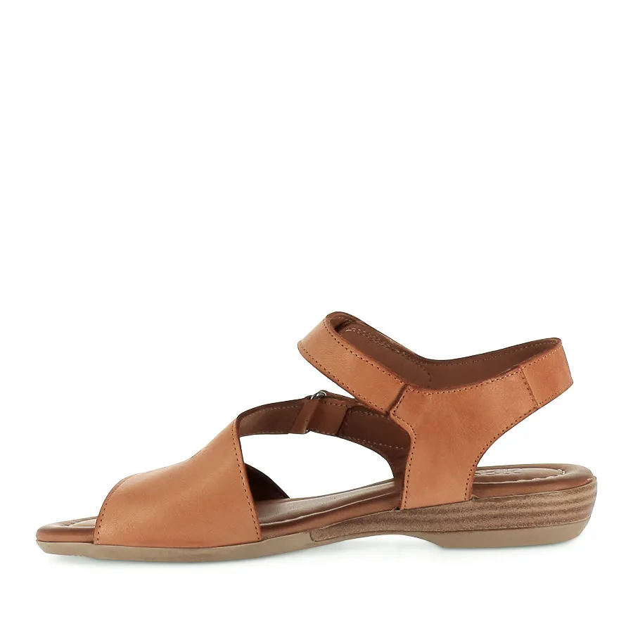 Heel Ease Tassel Fun TAINTING - TAN LEATHER