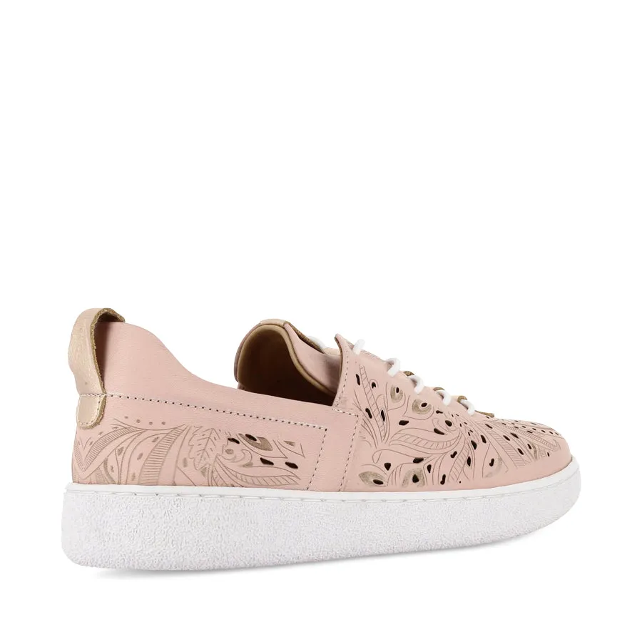 Lace Up System Enhanced Ankle Support TAIT - POWDER LEATHER