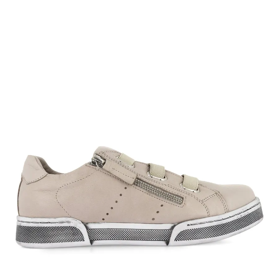 Odor Resistant Technology Lean Motion TALEA - TAUPE LEATHER