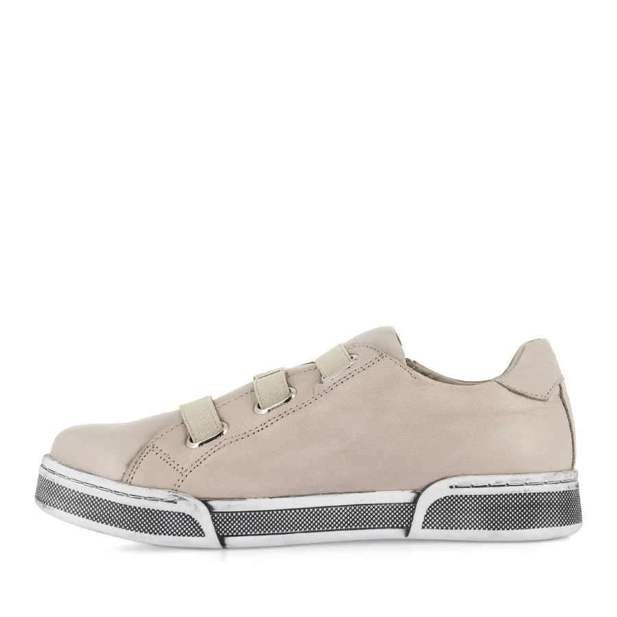 Compression Molded Lightness Soft Leather Finish TALEA - TAUPE LEATHER