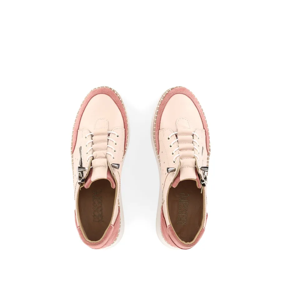 TAYTAY - POWDER MIX LEATHER Slip Resistant Grooves
