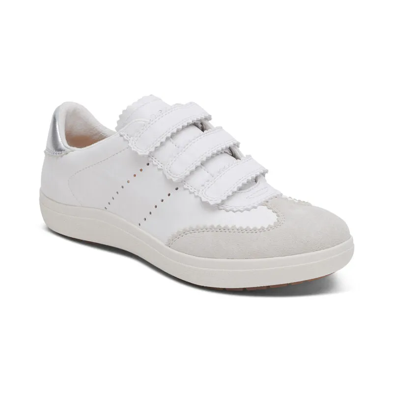 Comfort Bend AETREX MORGAN SNEAKER - WHITE