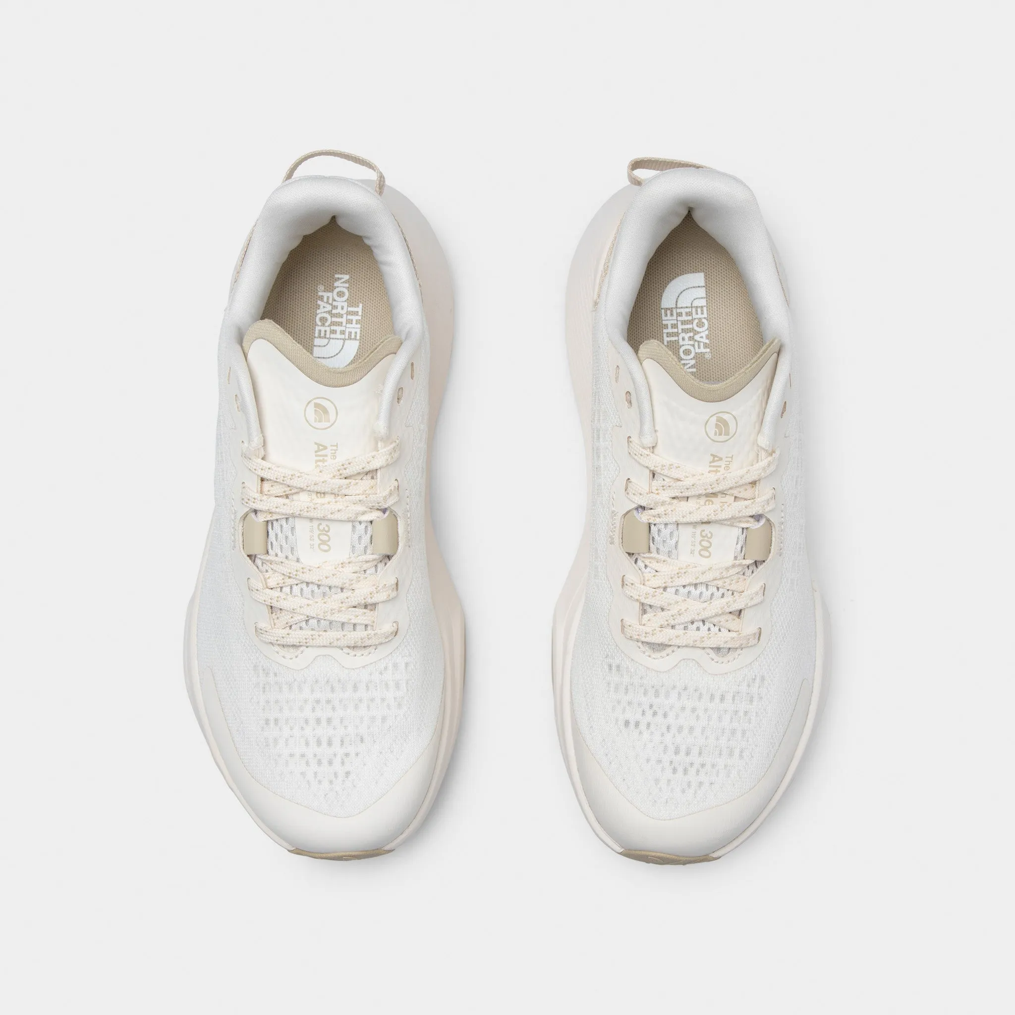 The North Face Women's Altamesa 300 White Dune / White Dune Fresh Fit Endurance Sole