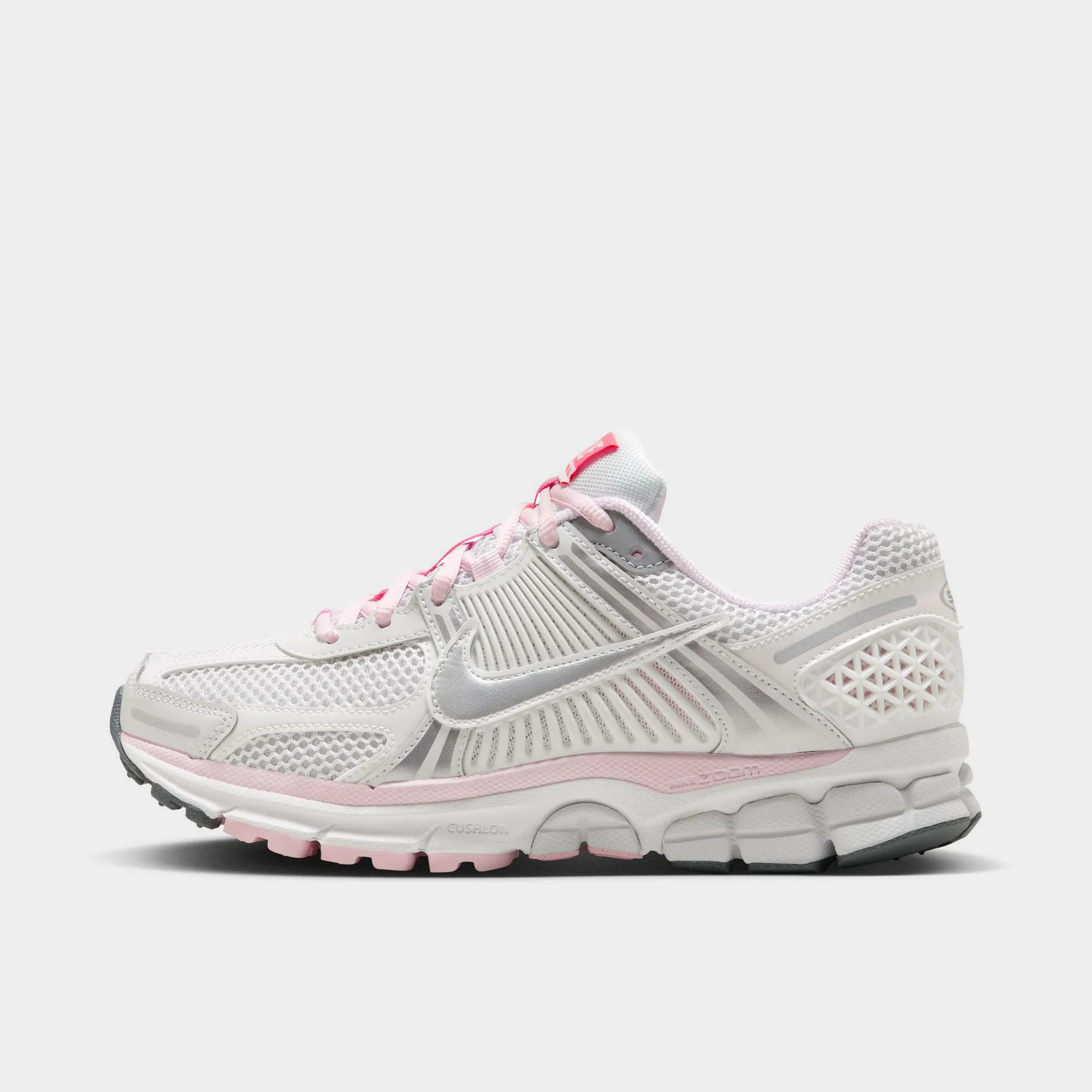 Nike Women's Zoom Vomero 5 Photon Dust / Metallic Silver - Summit White All-weather flair