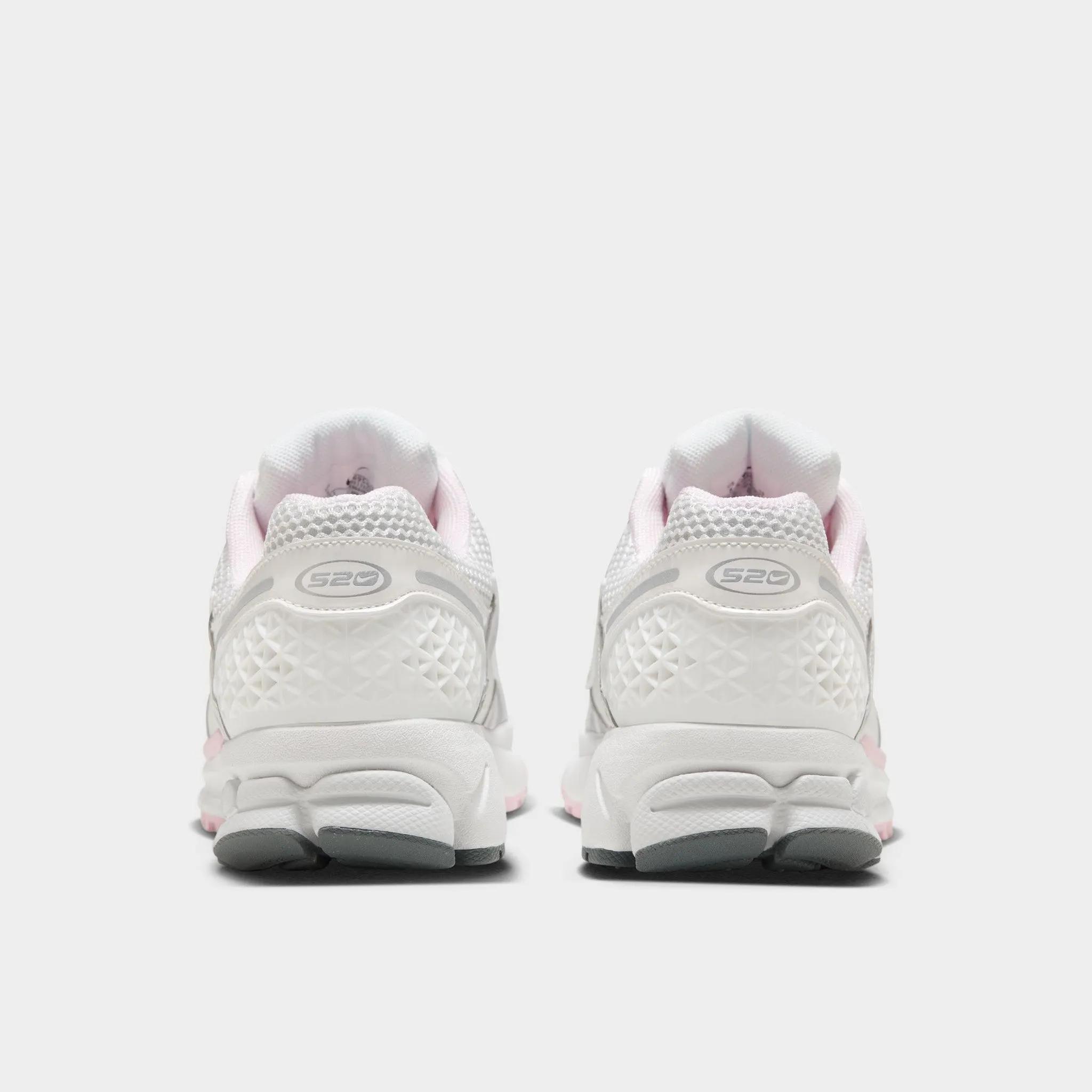 Breathable Liner Low Impact Cushioning Nike Women's Zoom Vomero 5 Photon Dust / Metallic Silver - Summit White