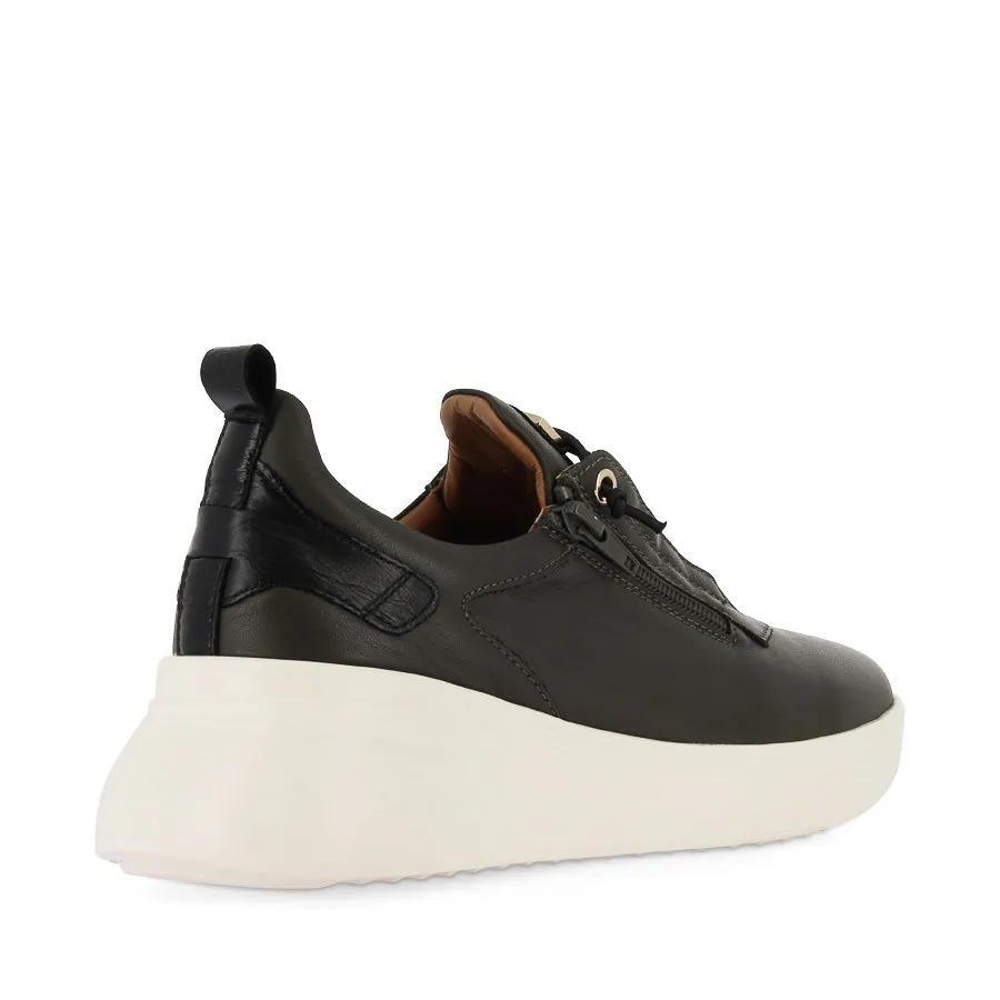 TICKLER - KHAKI LEATHER/BLACK LEATHER Commuter Ready