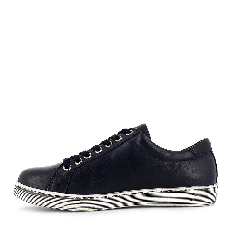 Neutral Wear TOKEN - NAVY LEATHER