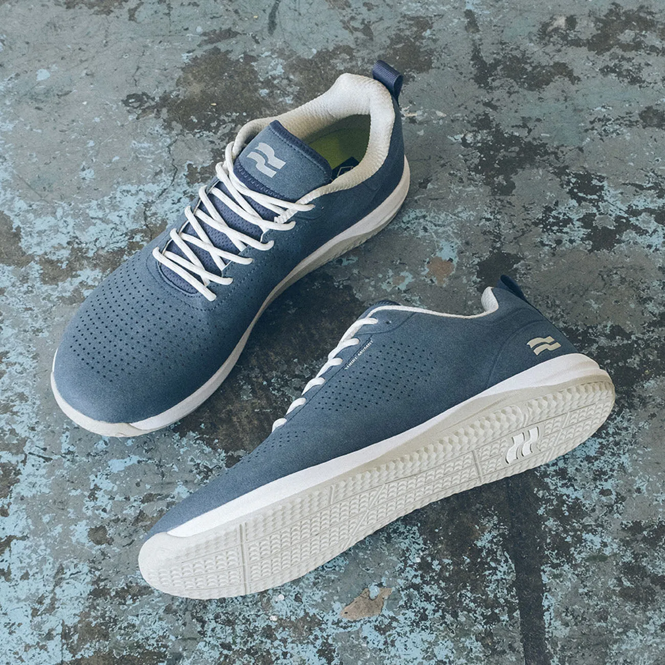 STRIKE MVMNT Sueze Trainer bootie lace - type