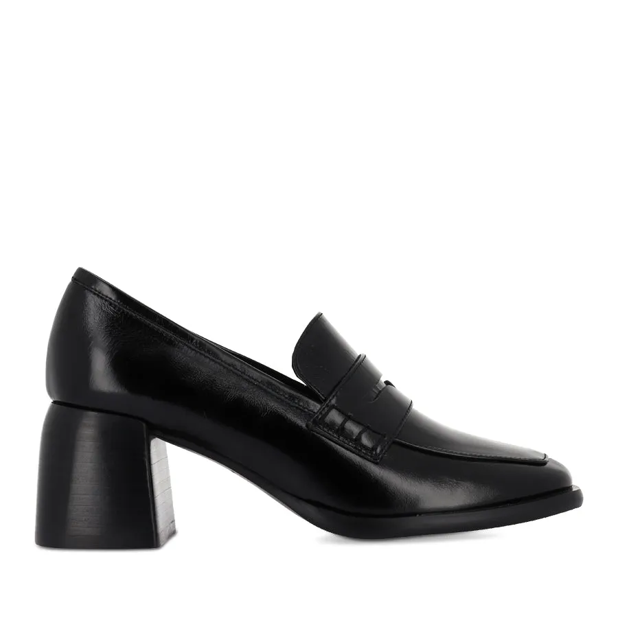 Elegant Fit River Path CHANCE - BLACK LEATHER