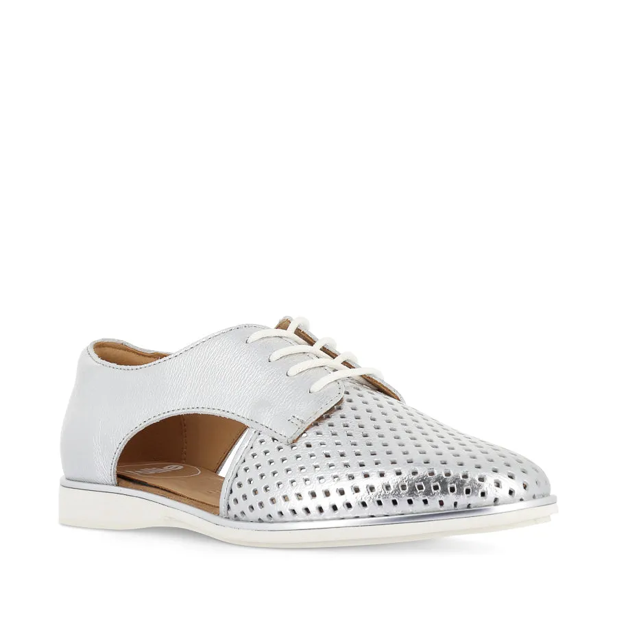SIDECUT PUNCH - SILVER LEATHER Comfortable Flats All-day Slip-on Footwear