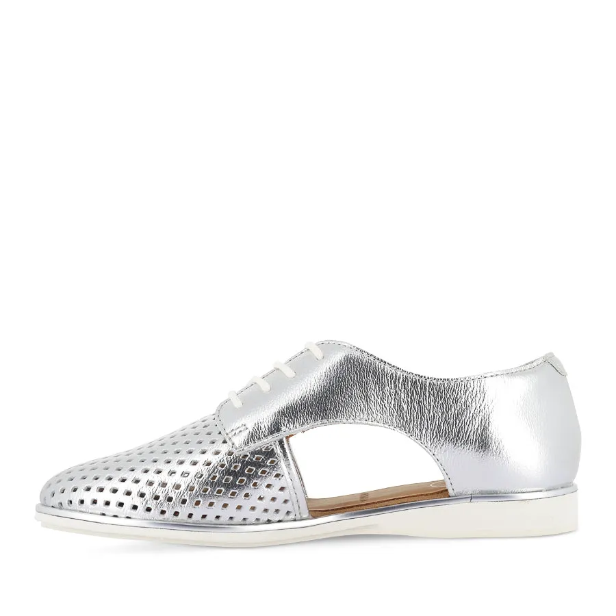 SIDECUT PUNCH - SILVER LEATHER Bridge Walk