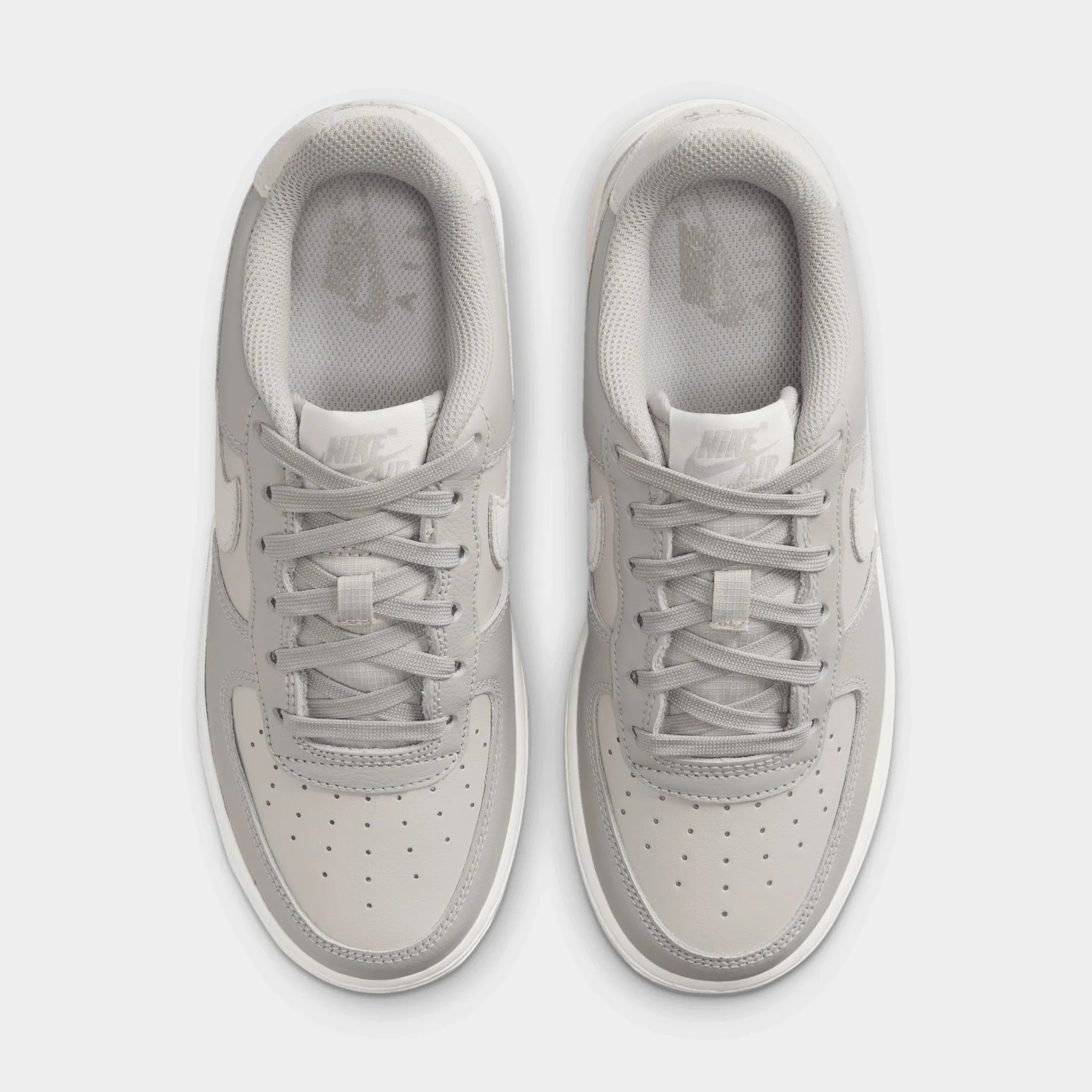 Layered silhouette All-Day Stability Nike Air Force 1 LV8 GS Light Bone / Summit White - Light Iron Ore
