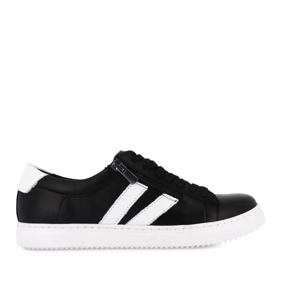 ULTIMATE - BLACK/WHITE LEATHER Go Anywhere