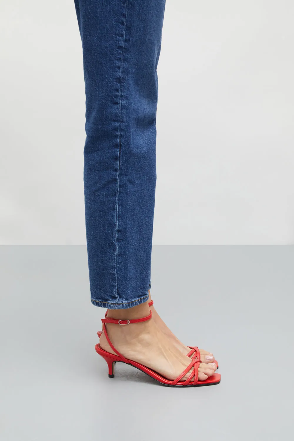 Uma Sandals in Red Leather Ocean Deck Field Step