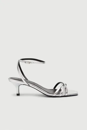 Uma Sandals in Silver Leather Comfortable Slip-Ons