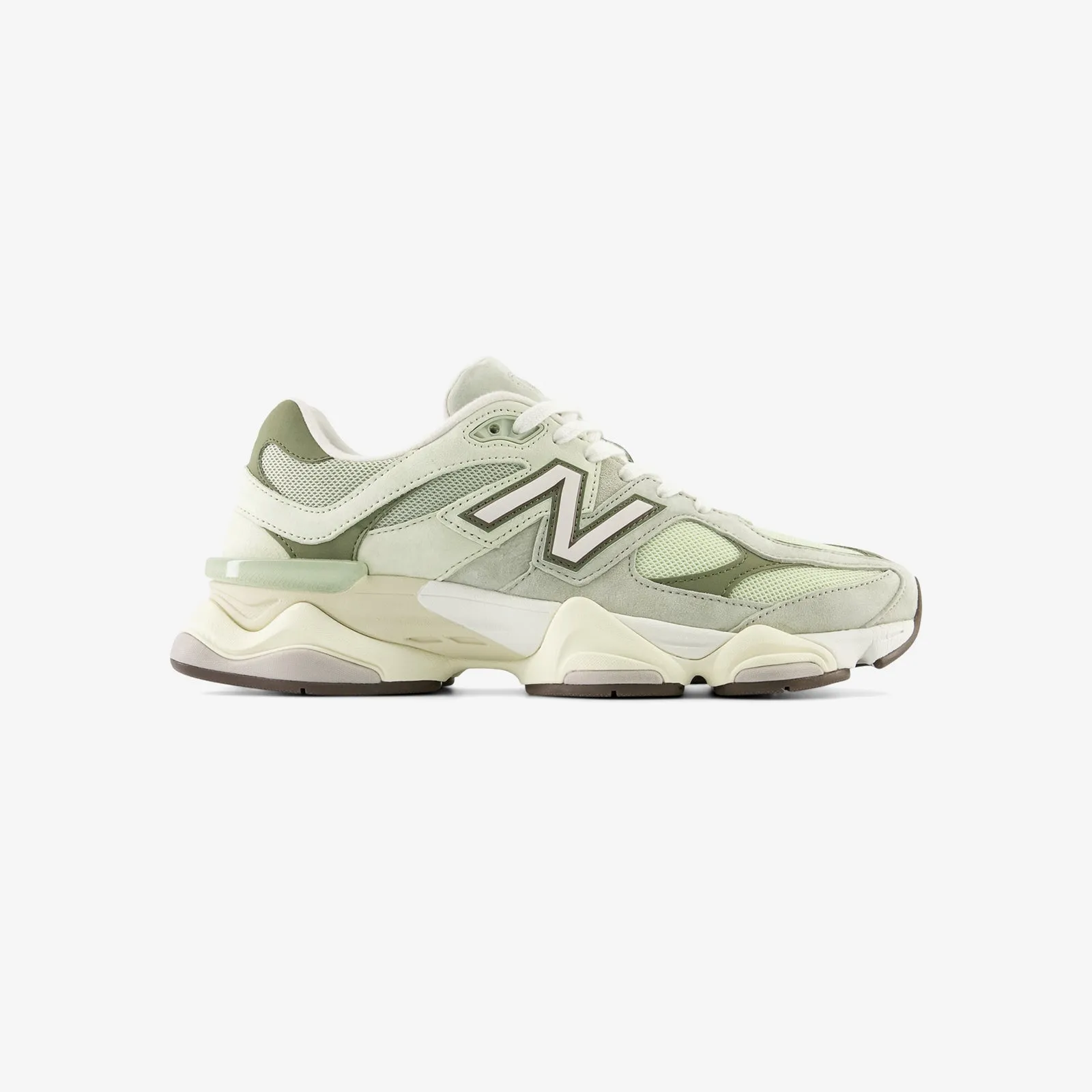 closed-toe Ventilated 9060