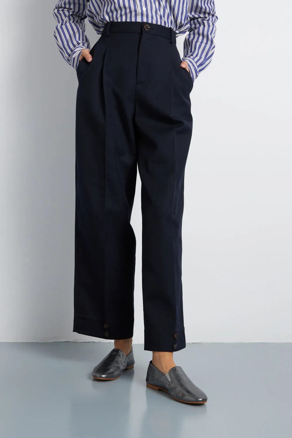 Cleo Loafers in Silver Leather Fall Mood