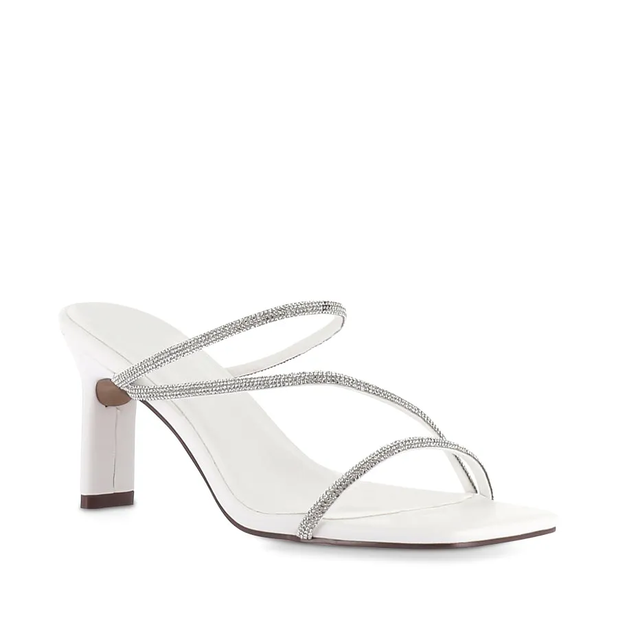 FEMI - WHITE-DIAMANTE Breathable feature Race Step