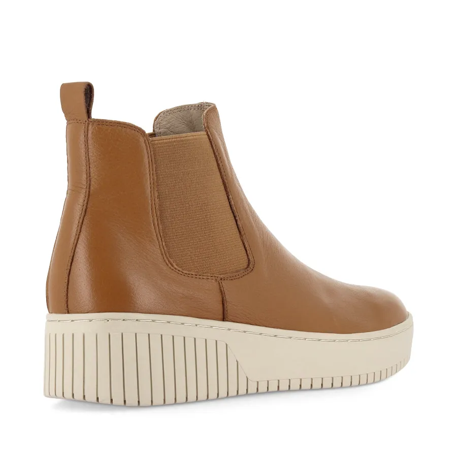 Urban Vibes Club Pace KISSYE - DARK TAN LEATHER