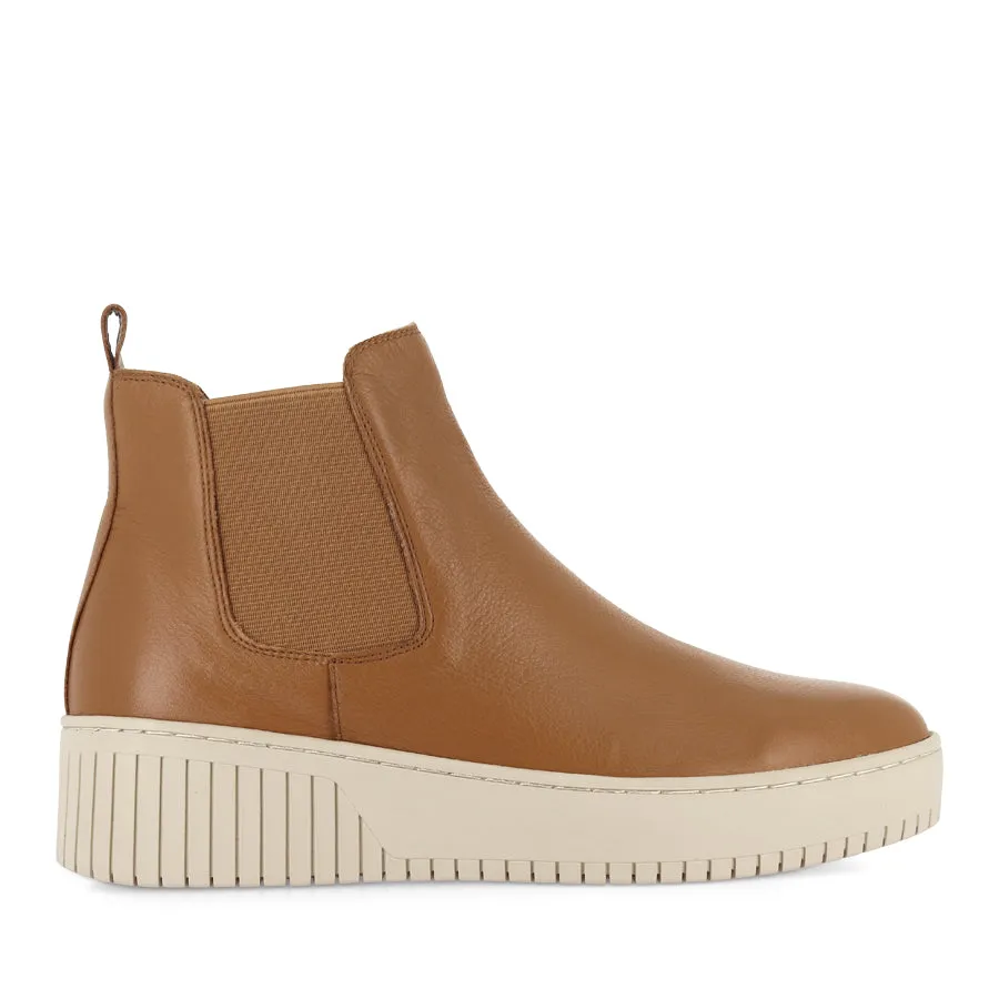 Smooth Lines Slow Living KISSYE - DARK TAN LEATHER