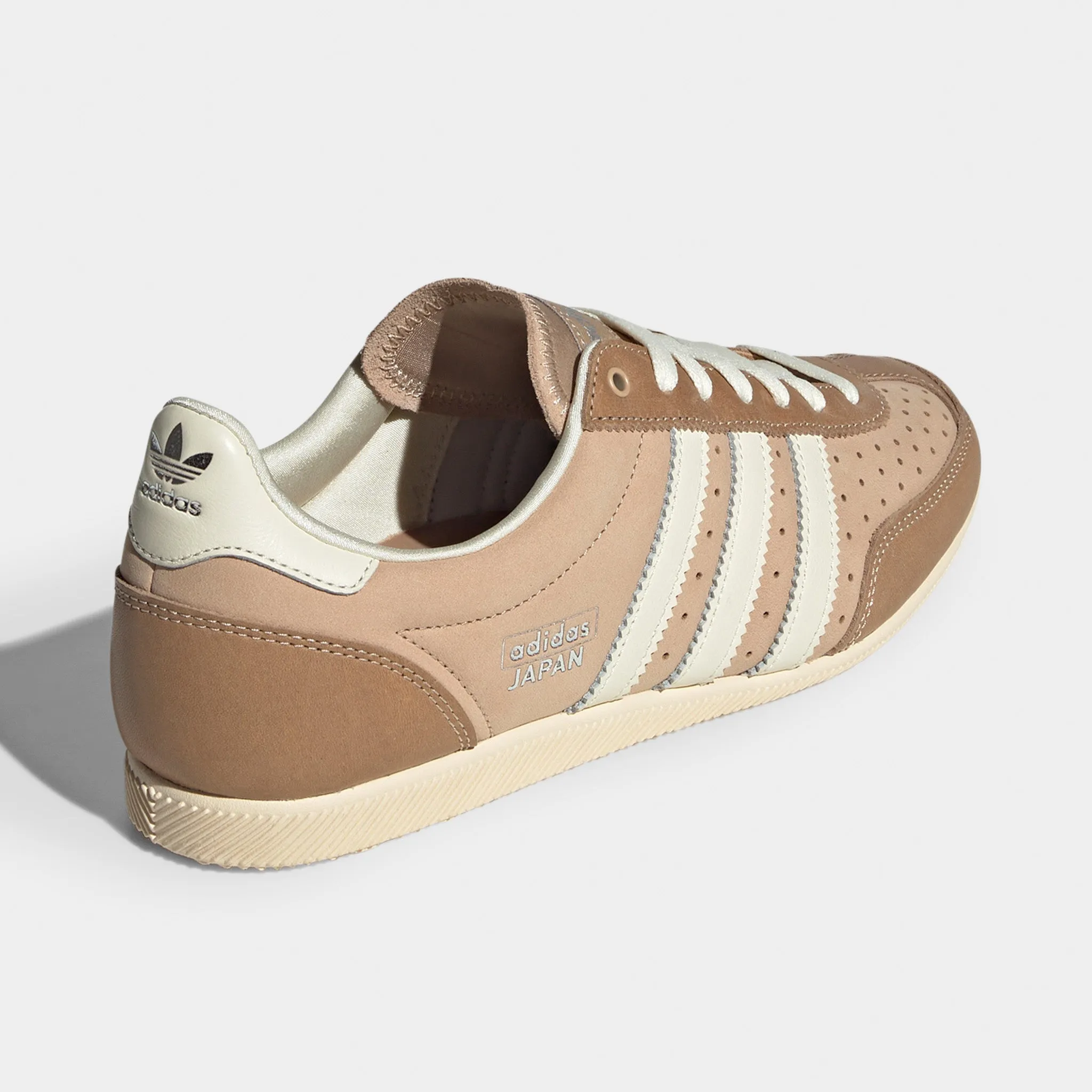 Light Padding adidas Women's Japan Brown / Tan