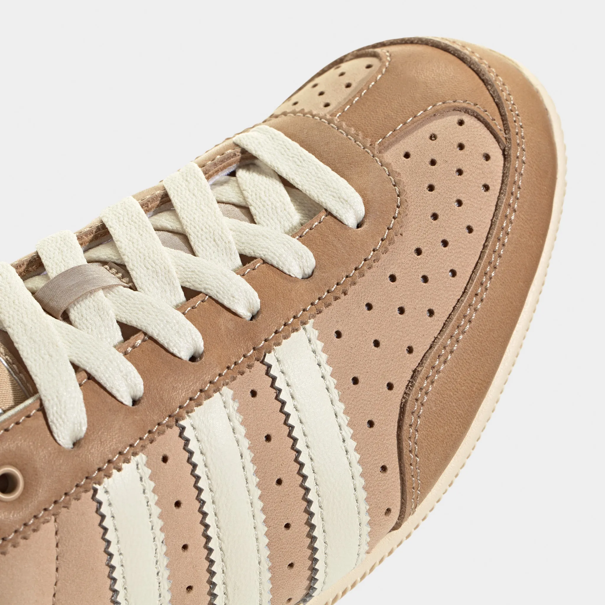 Airy Feel adidas Women's Japan Brown / Tan