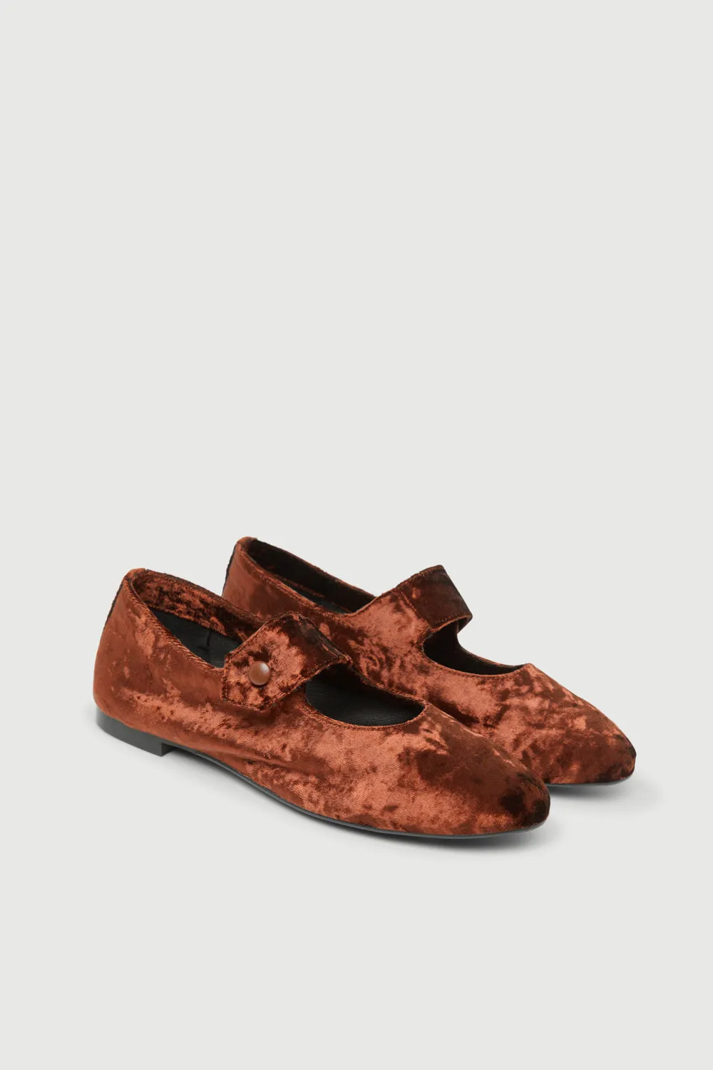 UserFriendly Anti Wrinkle Greta Mary Janes in Chocolate Velvet