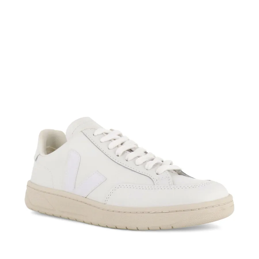 V-12 - EXTRA WHITE Active Fit