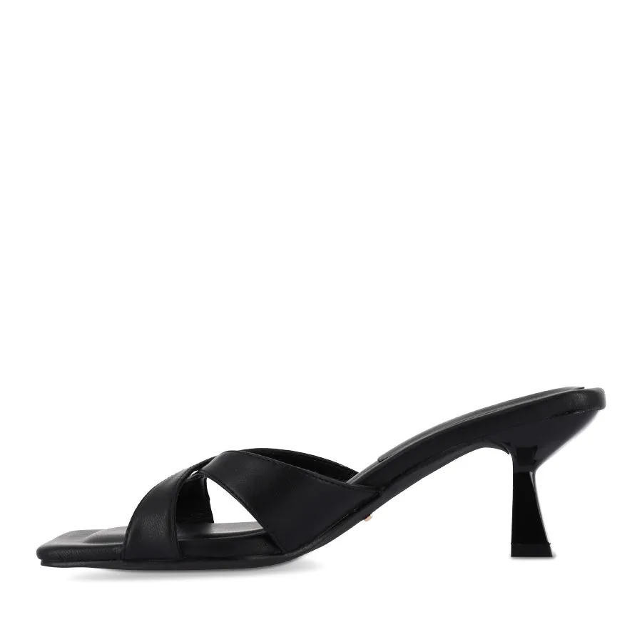 FORTUNY - BLACK Yacht Mode
