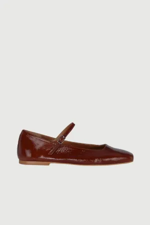 Julieta Mary Janes in Saddle-coloured Patent Leather Anti   Bacterial