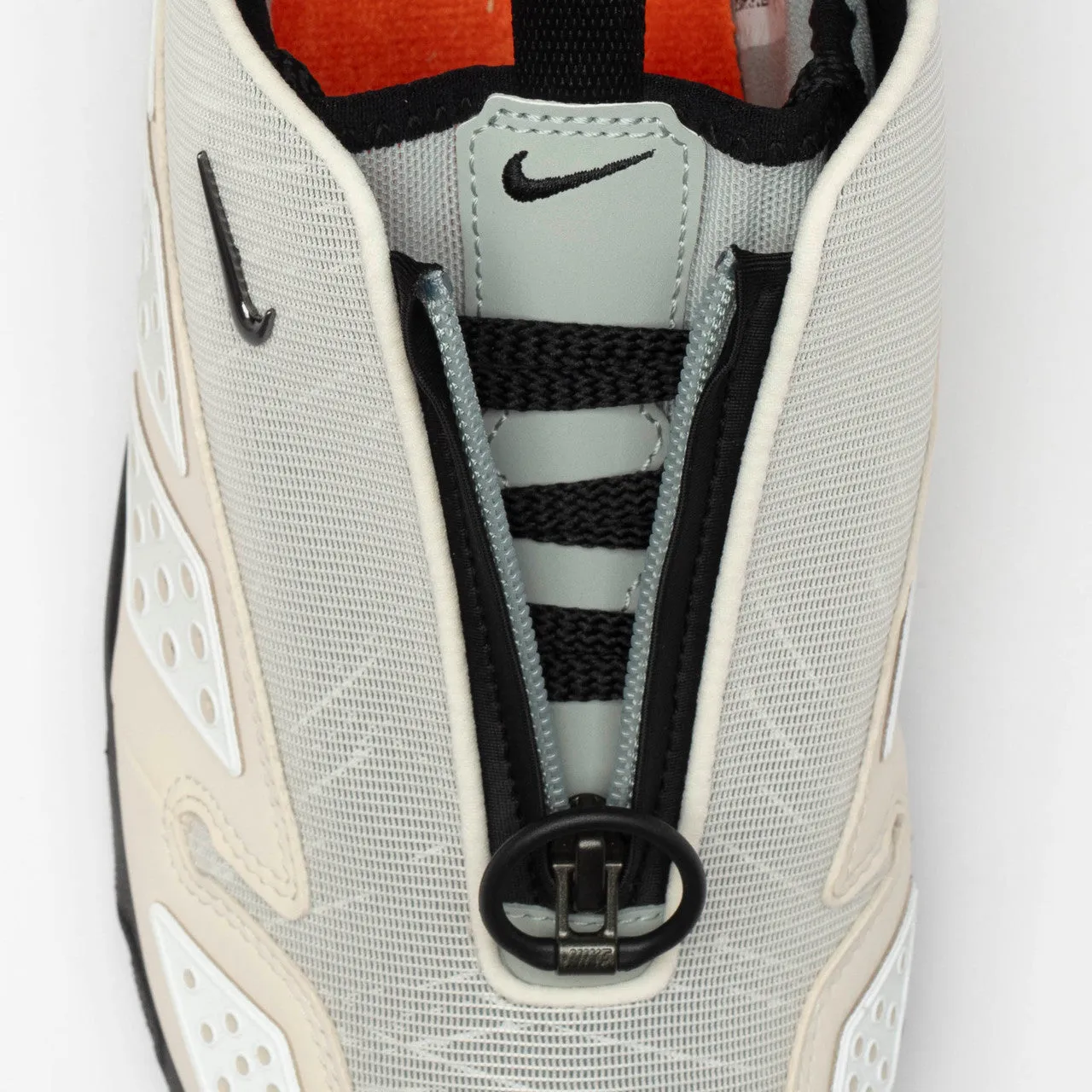 W Air Max SNDR trendy - look