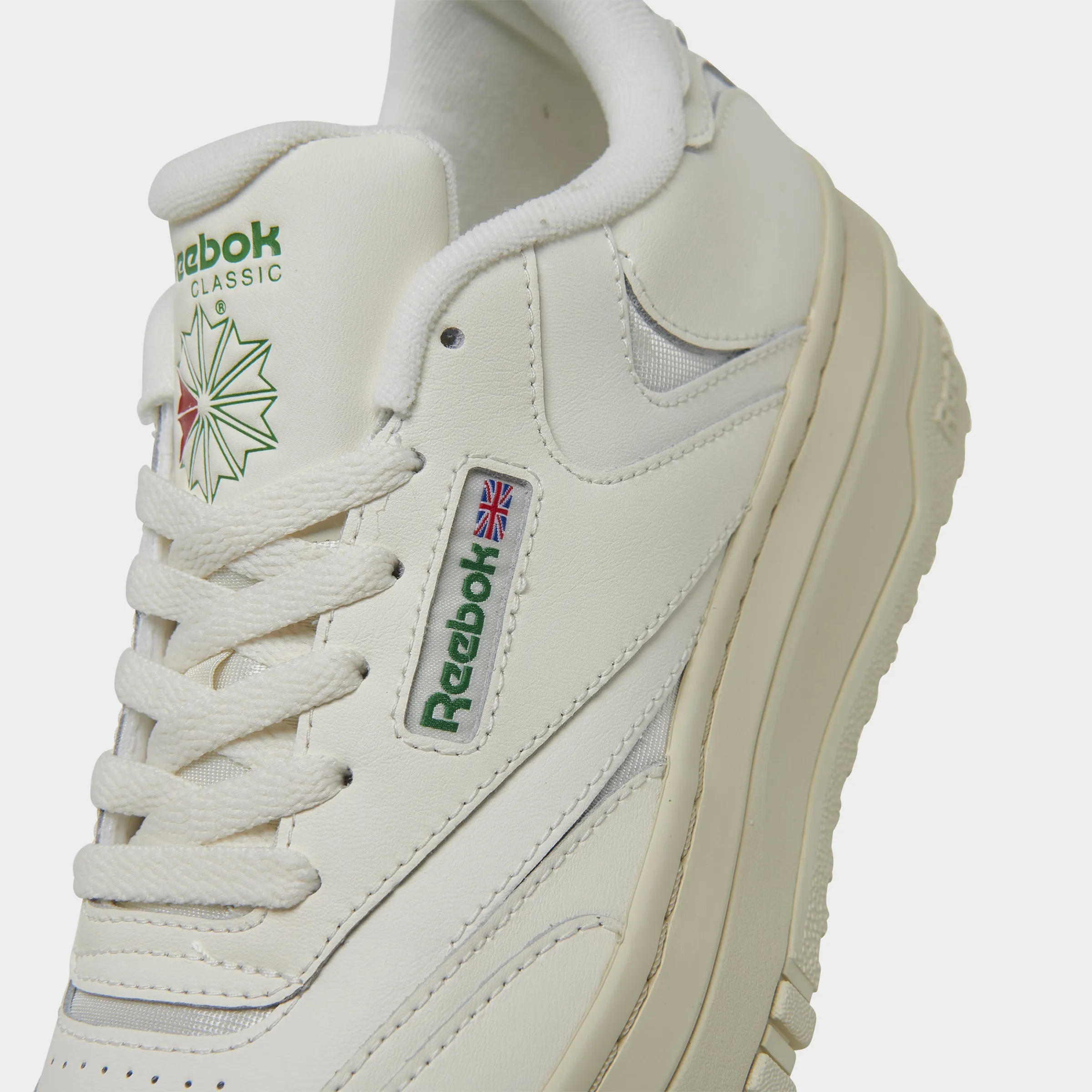 Reebok Women's Club C Extra Chalk / Green street - specific features coldest